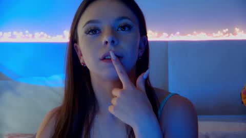 ElisabethDavis online show from March 10, 10:02 pm