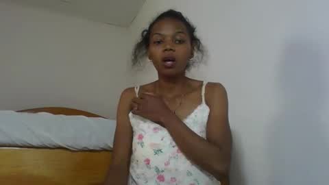 elisacich online show from February 27, 8:29 am