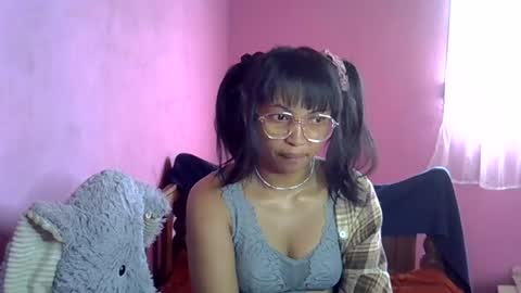 elisah01 online show from June 16, 5:33 am
