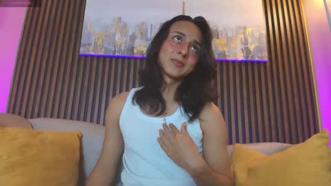 Elisa Sue online show from June 5, 3:35 am