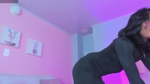 Elisa Sue online show from July 17, 11:50 pm