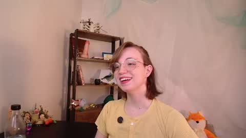 elise_nyx online show from May 6, 1:39 pm