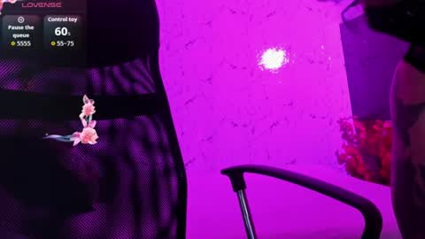 E L I S S A online show from June 25, 2:08 am