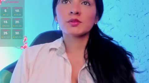 E L I S S A online show from November 17, 2:36 am