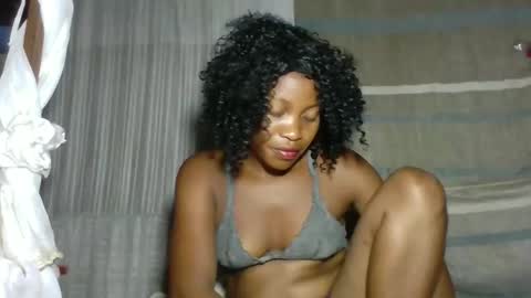 elita12010 online show from April 29, 10:14 pm