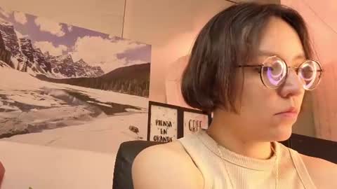 Eliza online show from June 25, 5:51 pm