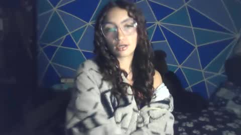 Snapshot of elizabeht_911 chatting on February 26, 4:30 am elizabeht_911 online show from February 26, 4:30 am