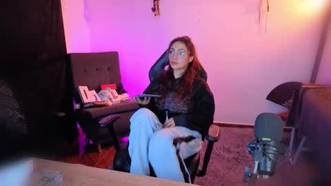 Snapshot of elizabeht_911 chatting on September 13, 5:54 am elizabeht_911 online show from September 13, 5:54 am