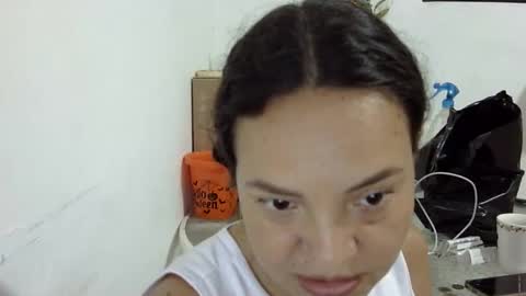 Elizabeth Martinez  online show from November 29, 6:48 pm