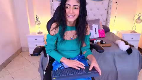 Elizabeth  online show from July 20, 9:27 pm