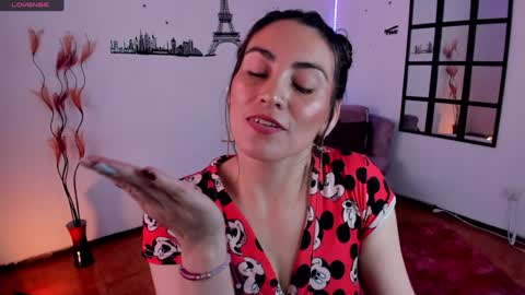 Snapshot of elizabeth_taylor_b chatting on January 10, 7:54 pm Elizabeth online show from January 10, 7:54 pm