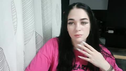 Snapshot of elizabeth_xi chatting on October 3, 6:27 pm elizabeth_xi online show from October 3, 6:27 pm