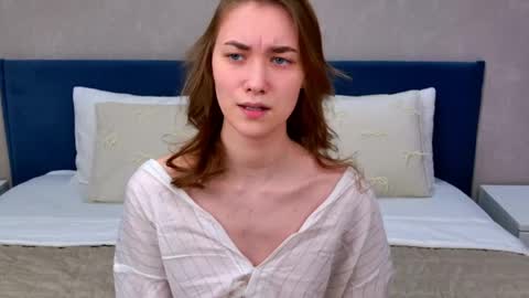 Elizabeth online show from April 29, 5:30 pm