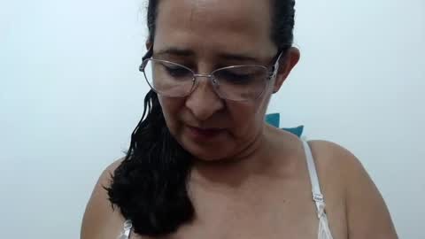 ElizabethMiler online show from June 22, 12:39 am