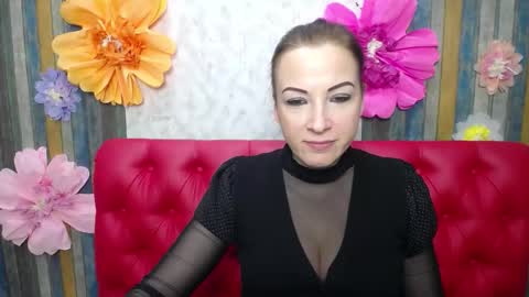 ElizabethSho online show from March 15, 6:22 pm