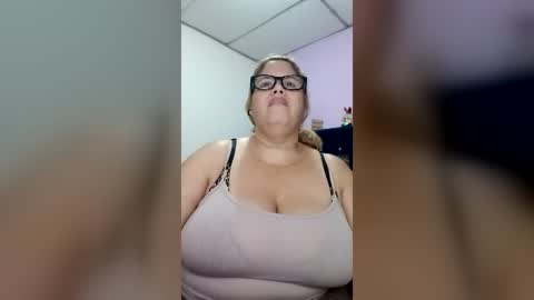 Elizabeth online show from July 17, 11:56 am