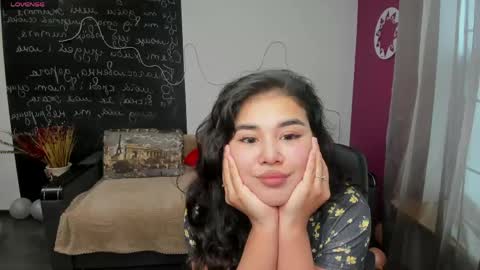 Elizabeth online show from April 24, 11:34 am