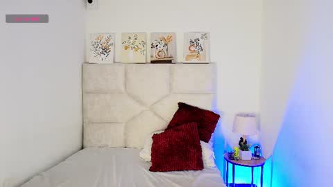 Eliza online show from June 24, 12:23 pm