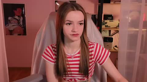 elizzza_ online show from April 28, 5:12 am