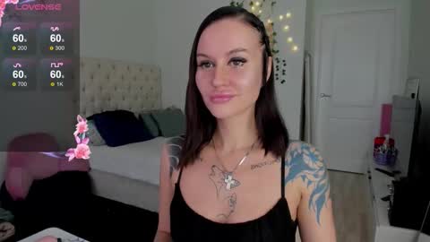 ELLA online show from November 24, 8:46 am