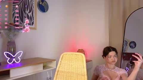 ella_mental online show from March 8, 3:27 pm