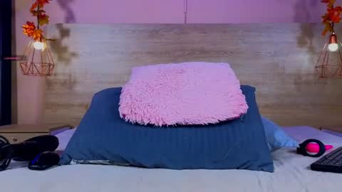 ella_mon online show from July 29, 3:06 am
