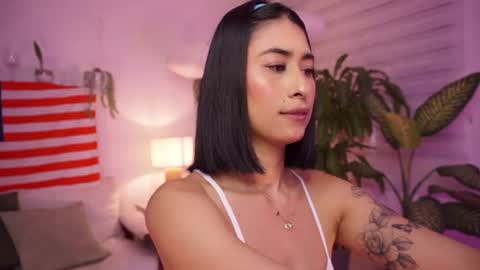 ELLA OWEN online show from July 5, 3:41 pm