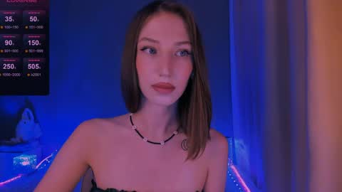 ellaamber online show from May 2, 6:41 am