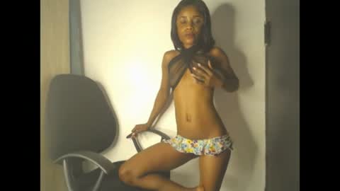 ella online show from July 13, 11:36 am