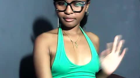ellah245 online show from June 28, 6:59 pm
