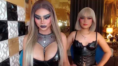 ellahemperialts online show from April 29, 7:08 pm