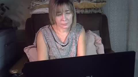 ellajohnsonx online show from November 21, 7:23 pm