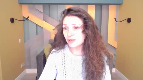 EllaLongs online show from April 28, 11:25 am
