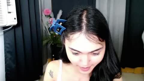 ELLA online show from July 30, 9:04 pm