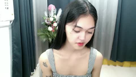 ELLA online show from July 6, 4:09 pm