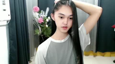 ELLA online show from July 3, 5:51 pm