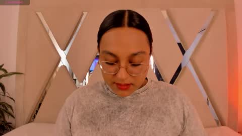 Ella online show from March 17, 11:59 am