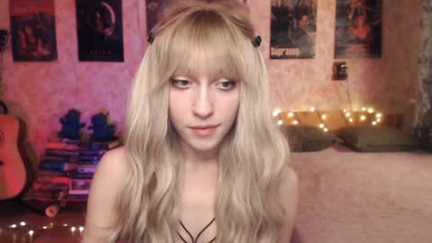 ellie_friendly online show from January 23, 12:09 pm