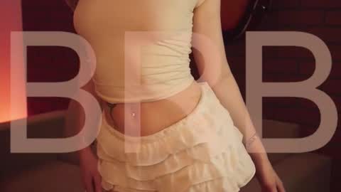 elliecutes online show from February 25, 5:22 am