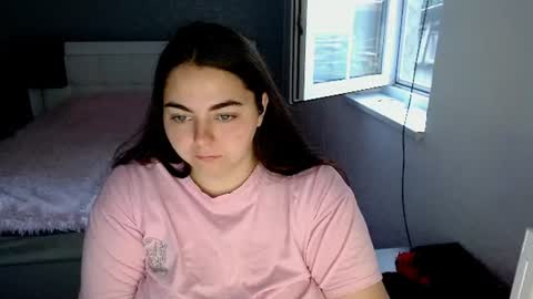 Ellie online show from July 16, 3:32 am