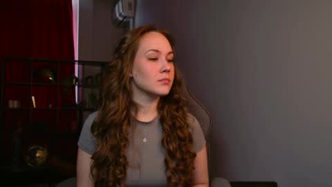 Elin online show from May 2, 12:33 pm