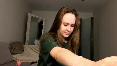 Elin online show from June 26, 3:34 am
