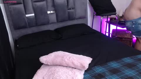 Elliot Fit online show from October 22, 5:32 am