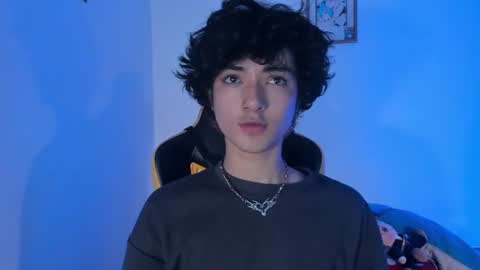 elliotvolkov online show from July 30, 5:24 pm