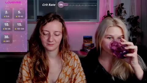 Snapshot of elly_helly chatting on September 29, 7:02 pm elly_helly online show from September 29, 7:02 pm