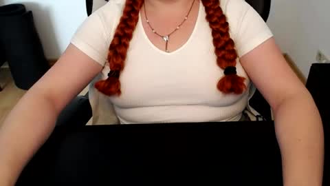 Elly online show from July 5, 11:50 am