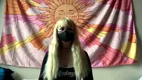 elly_saii online show from July 9, 1:20 am