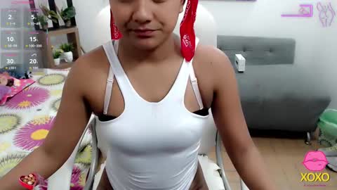 Snapshot of elly_willis chatting on September 29, 7:46 pm Elly online show from September 29, 7:46 pm
