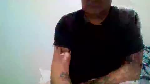 elmario24 online show from May 2, 6:52 am