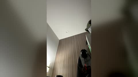 elmismoqtal online show from February 1, 4:15 pm